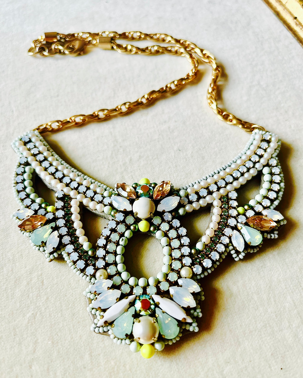 Pistache Necklace