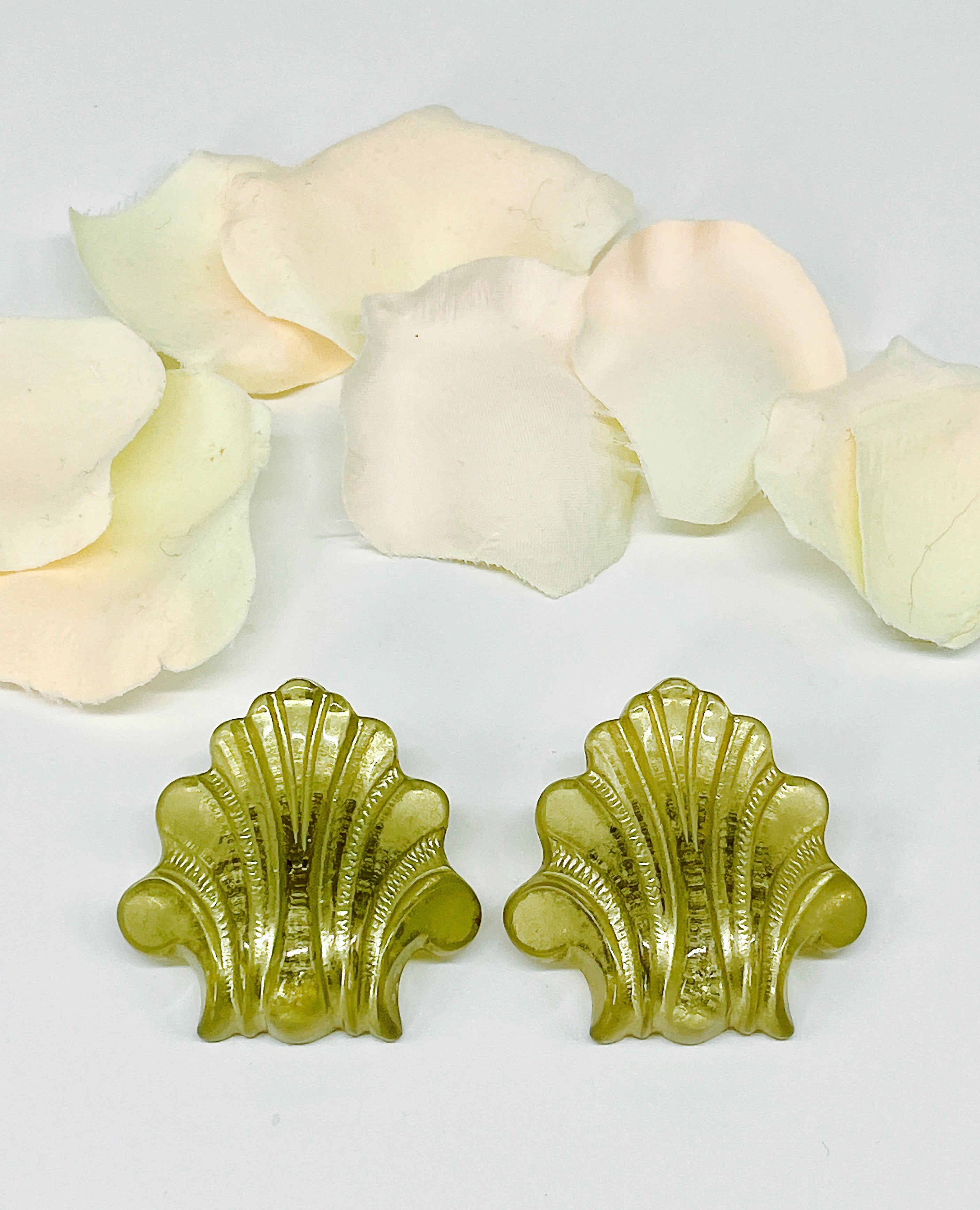 Iona Clip