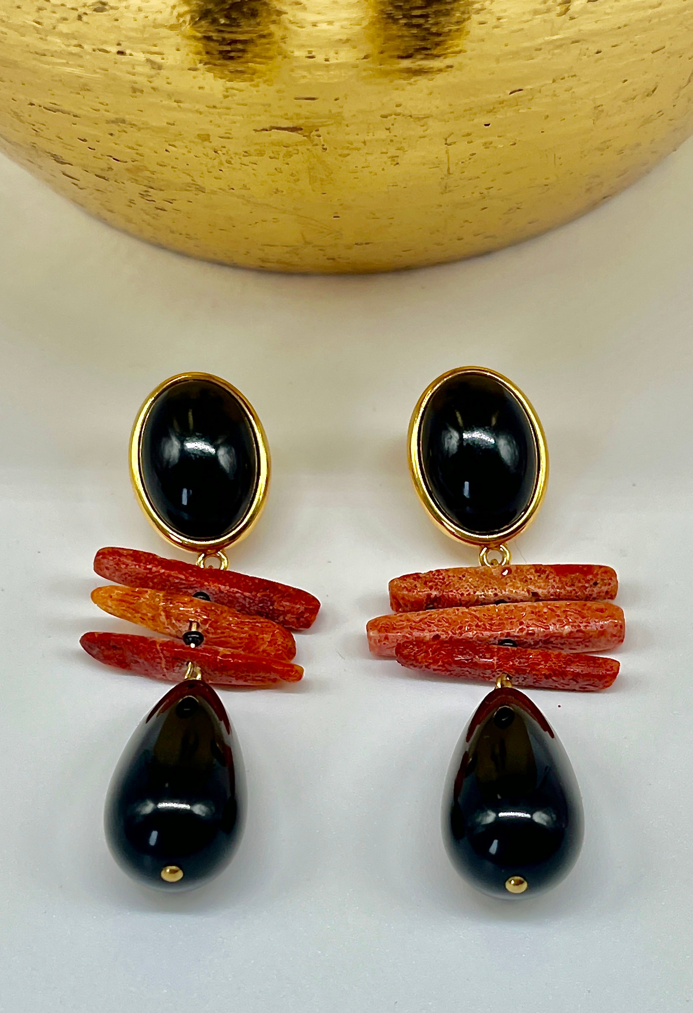 Black Coral Clip