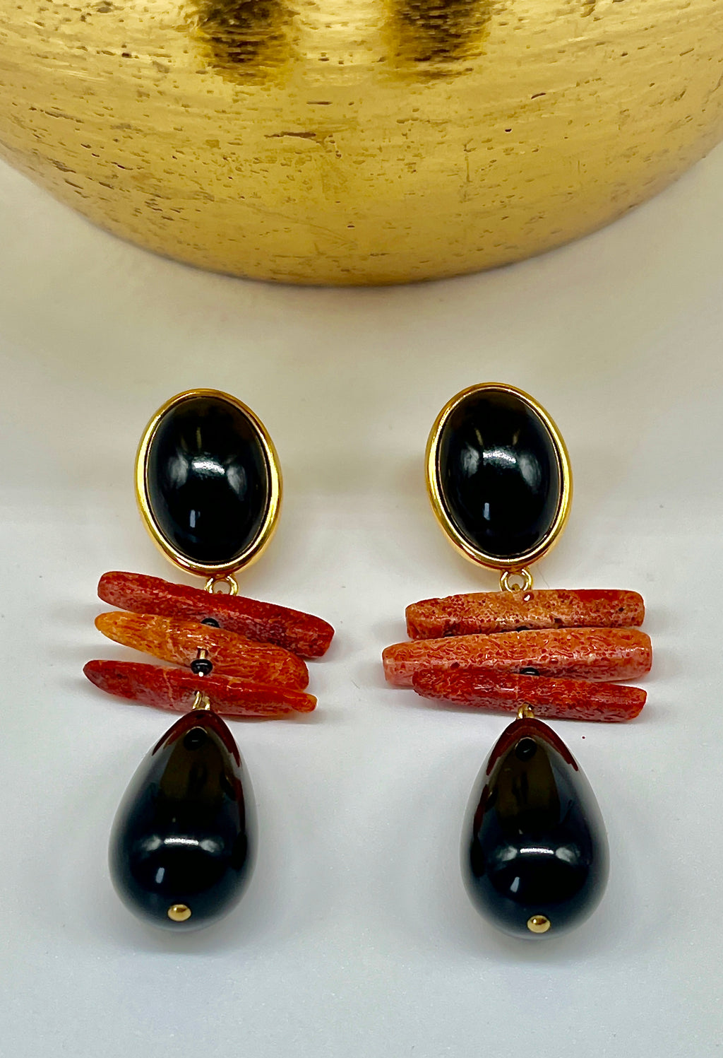 Black Coral Clip