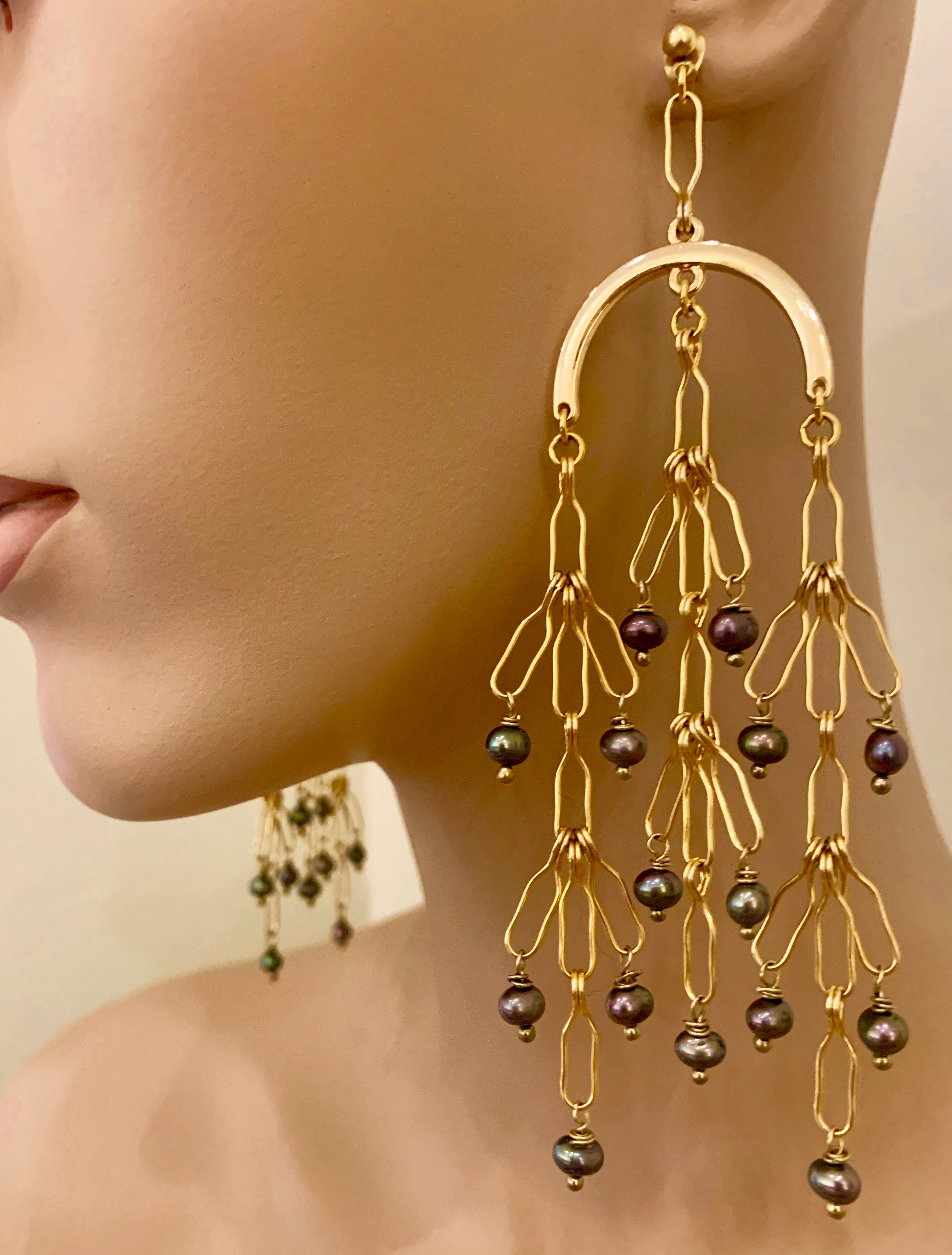 Lizzy Earring