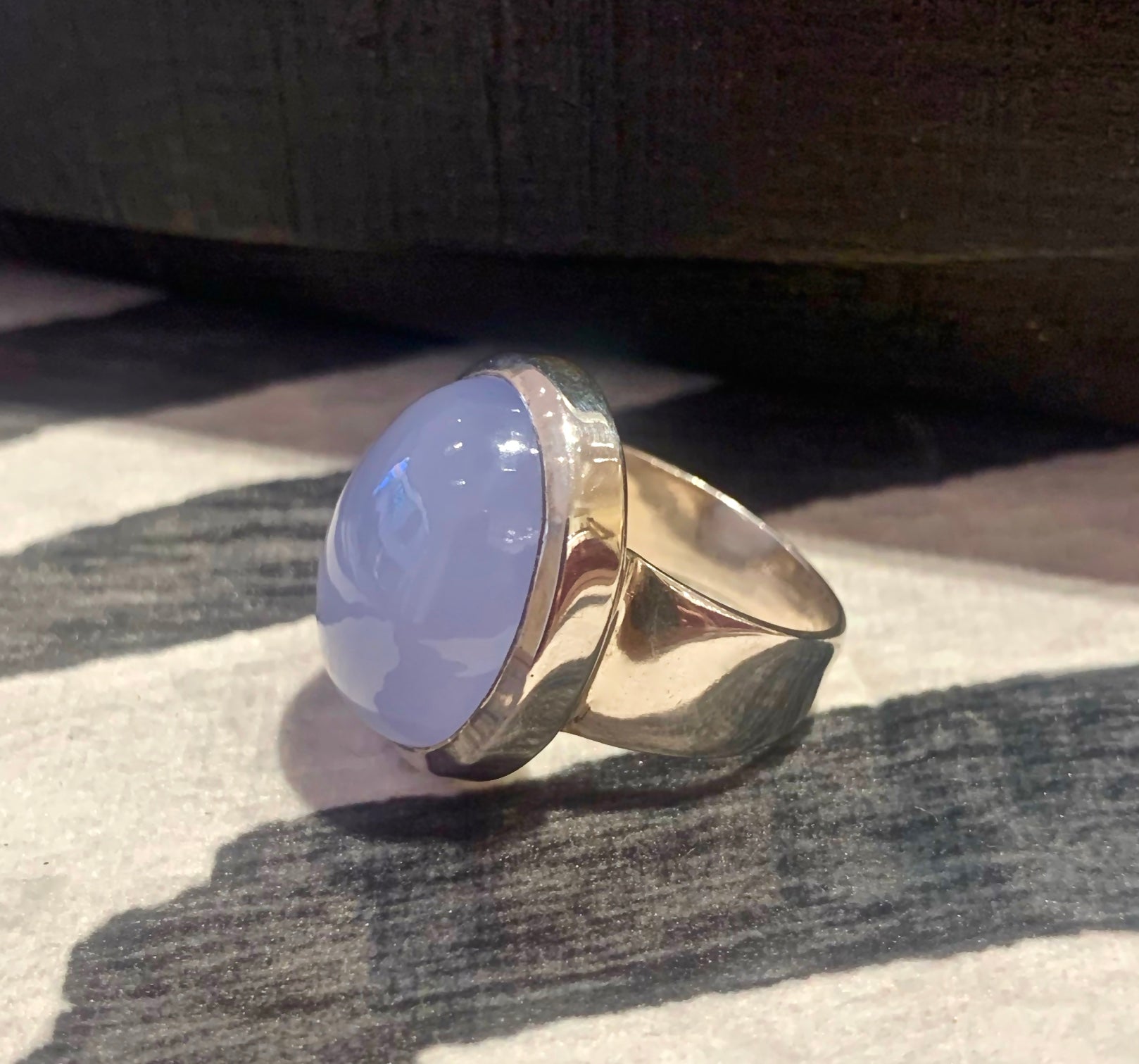 Chalcedon Ring