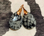 Shy Black Tiger Earring